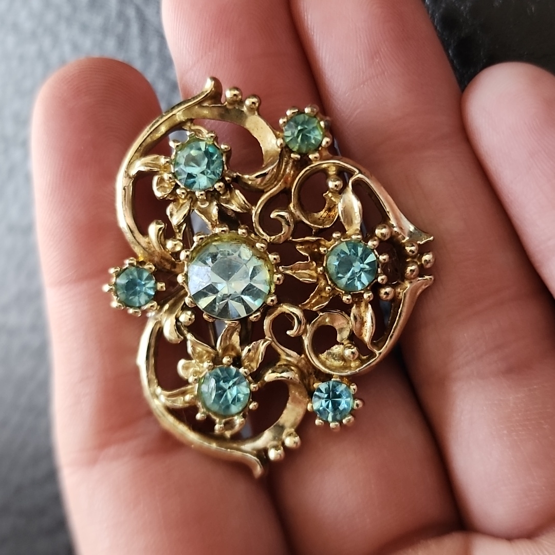 Vtg Brooch